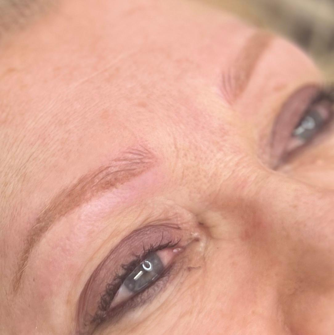 No1brows & beauty image 3