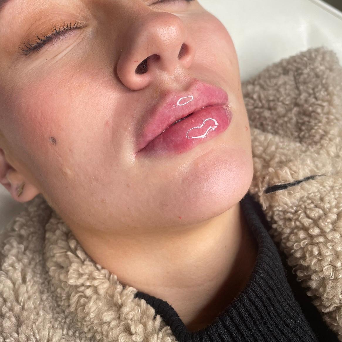EC cosmetics image 3