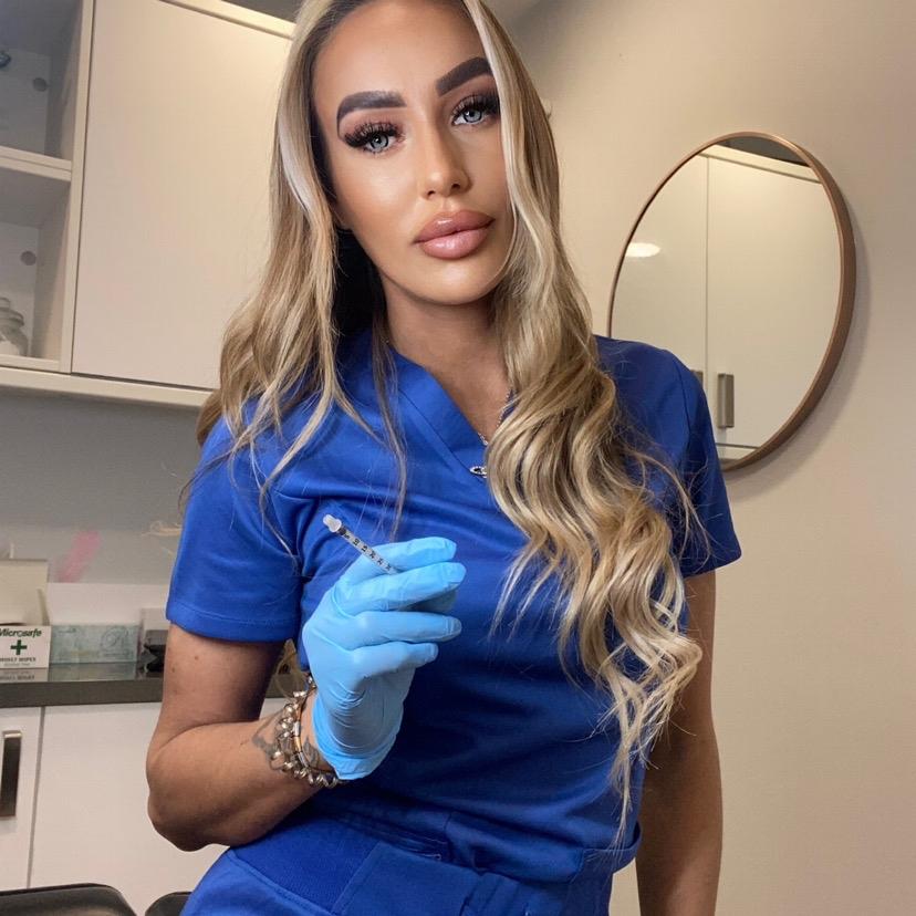 The cosmetologist image 1