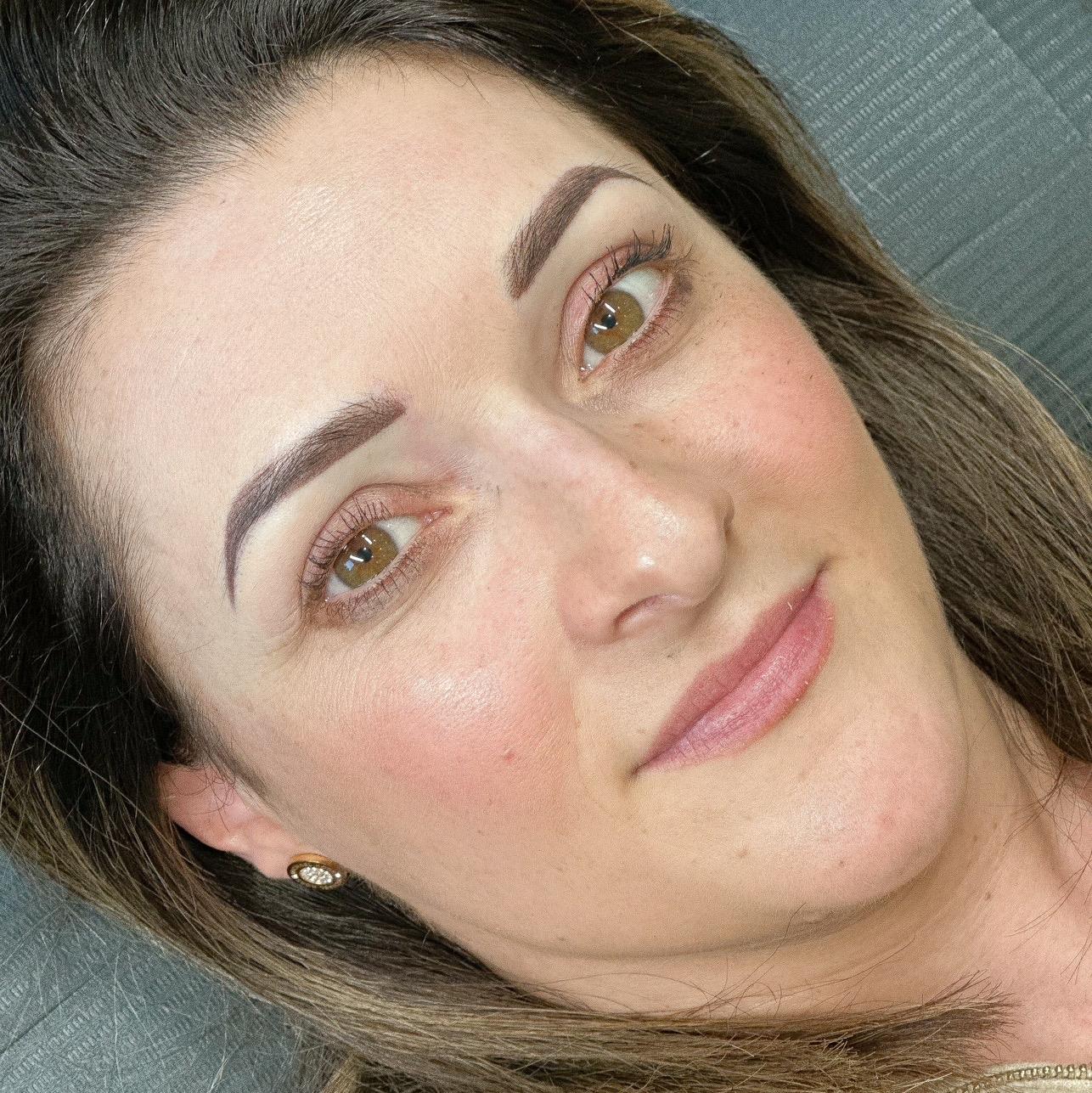 Katrina McVeigh, Permanent Makeup Artist image 3