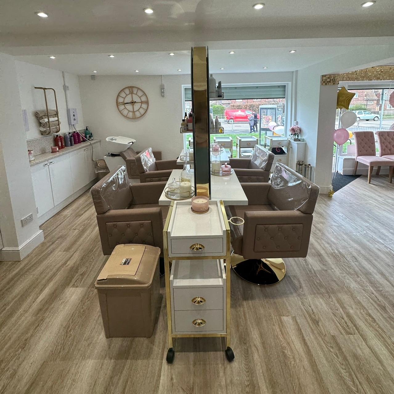 Blush and co aesthetics hair  tanning image 3