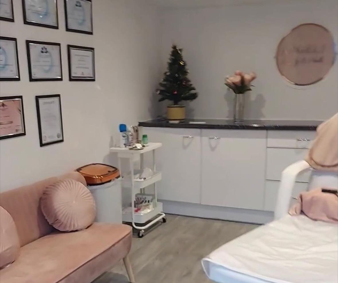 Angelic beauty and aesthetics image 1