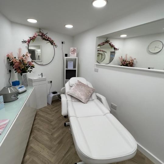 Skinthetics image 2