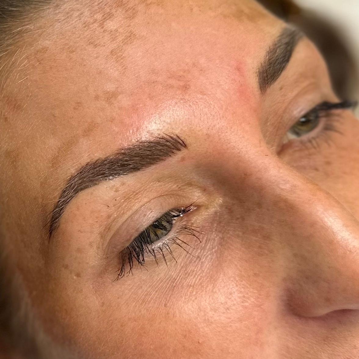 Rosies Beauty Specialists image 2