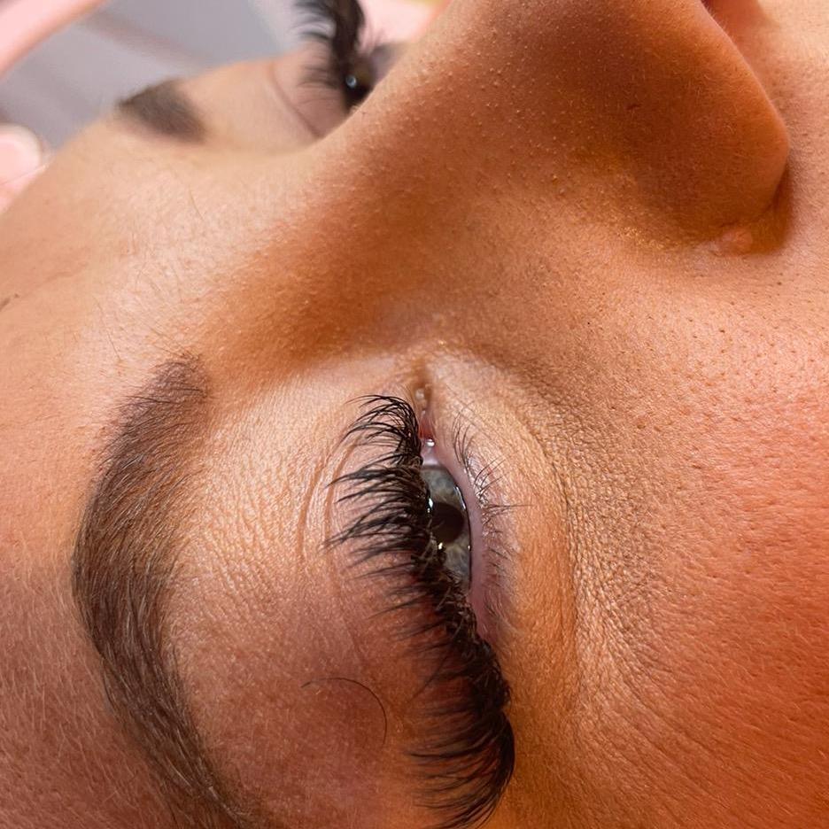 Lashbymeg image 1