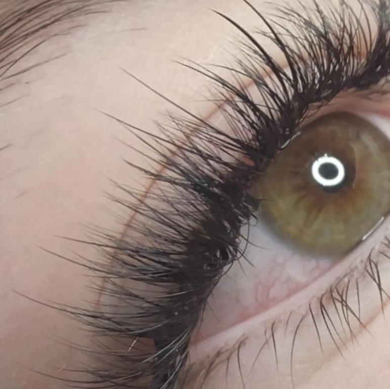 Oh La Lash and Beauty image 1