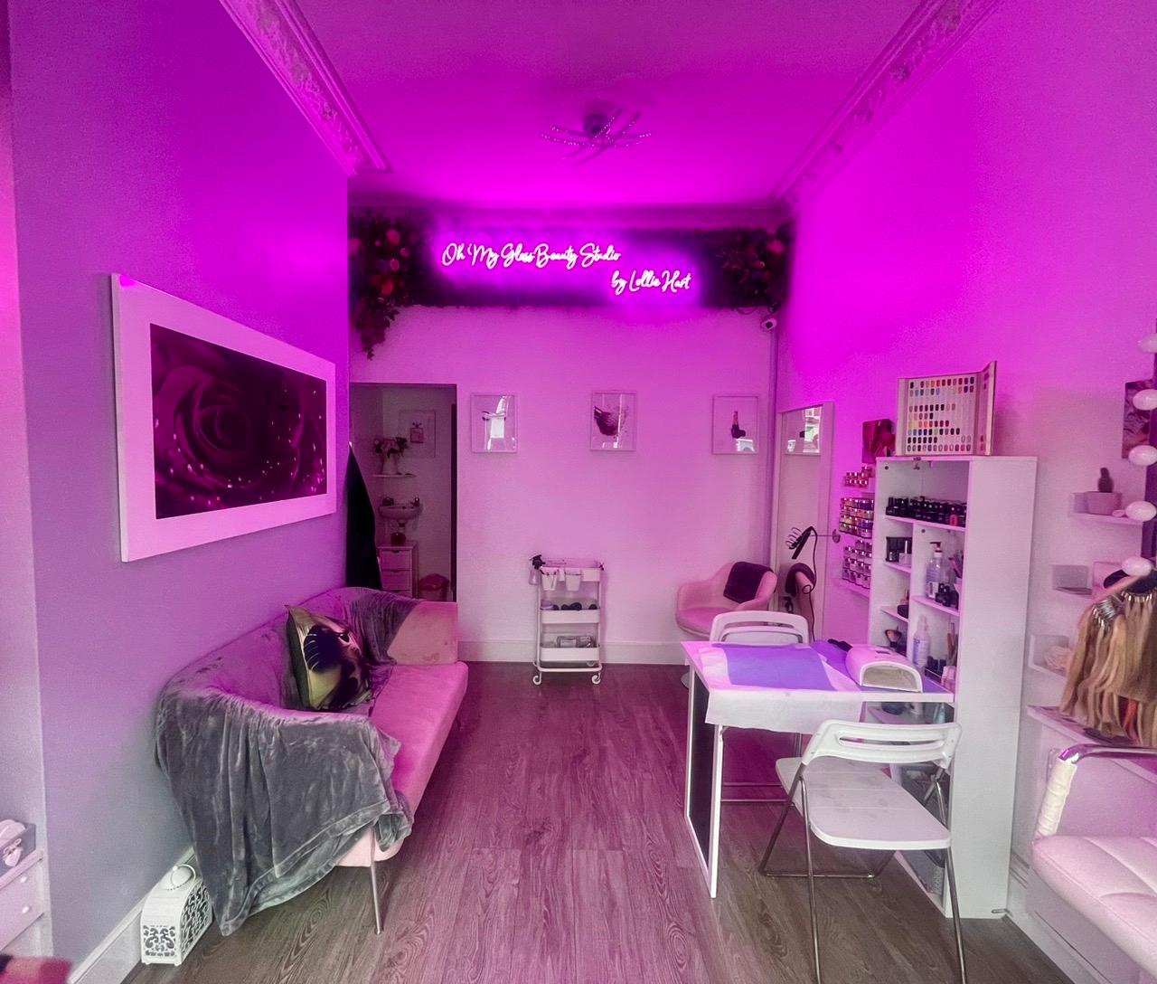 OMGloss Beauty Studio by Lollie Hart image 2