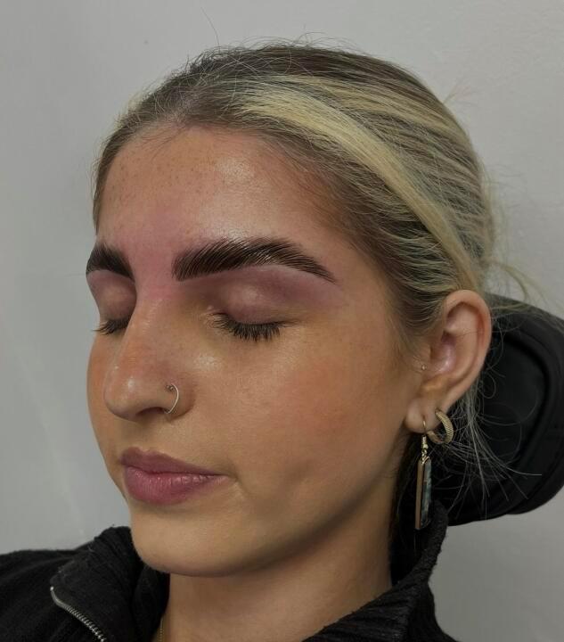 Dluxe beauty
