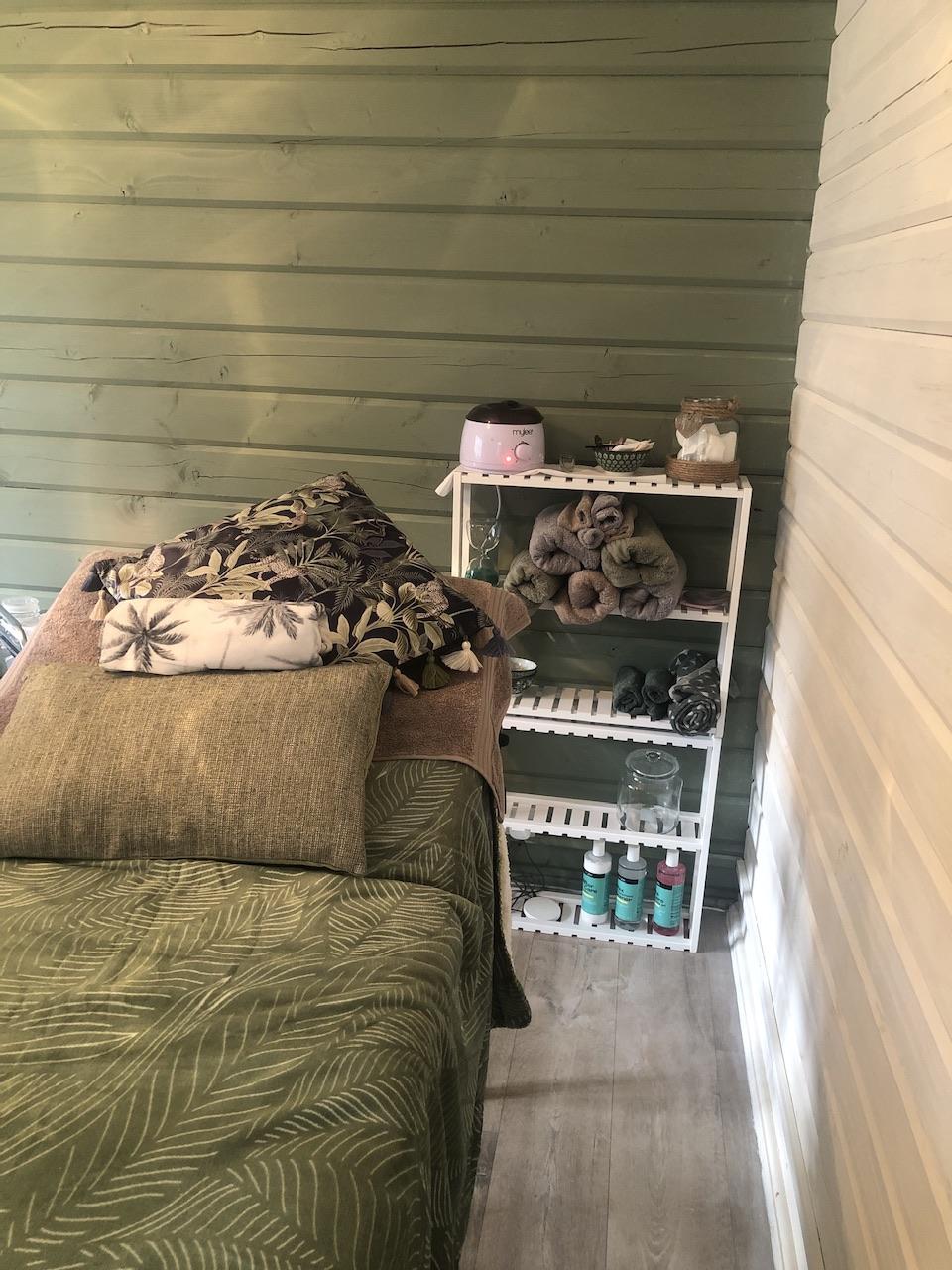 The Kianna Cabin image 2
