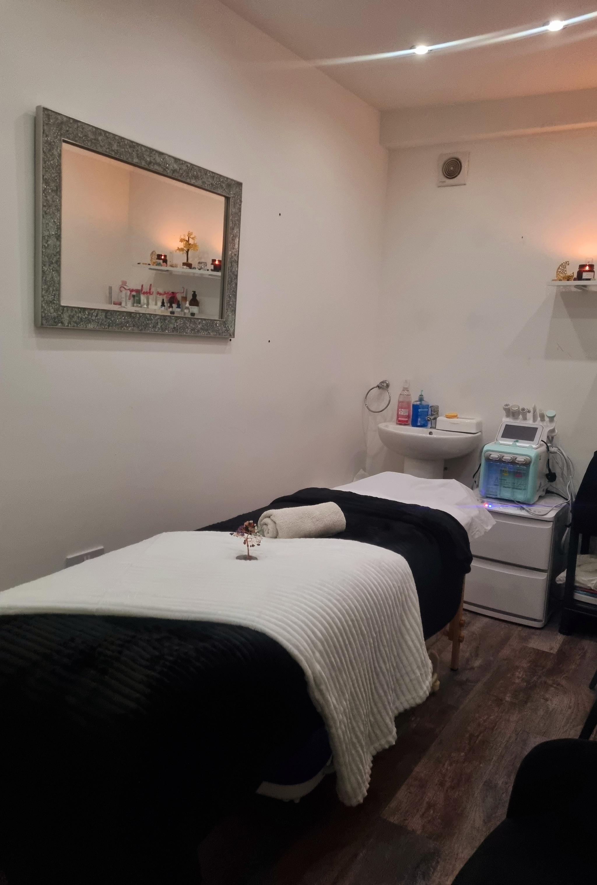 El Jolie Beauty Aesthetic & Laser Clinic image 2