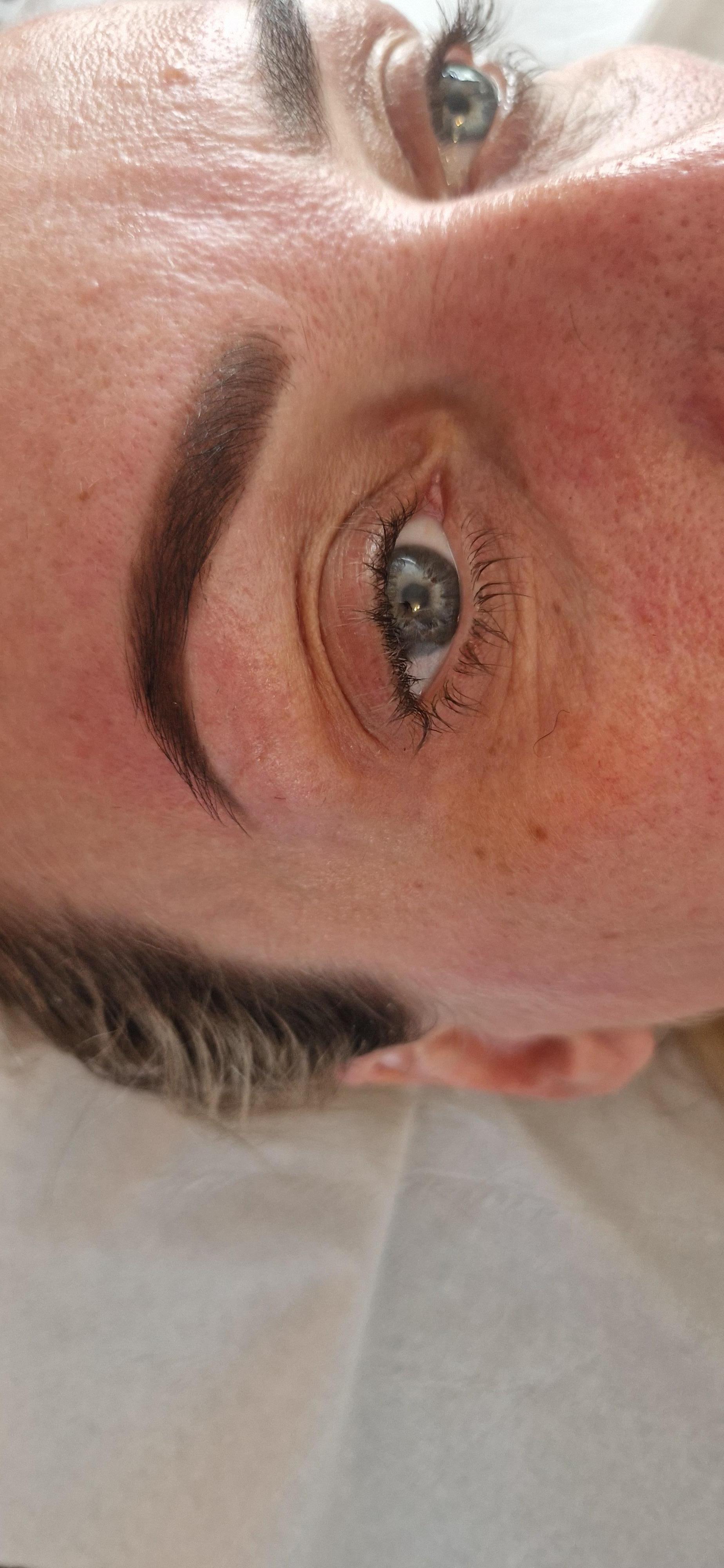 Ellen's mobile beauty image 3