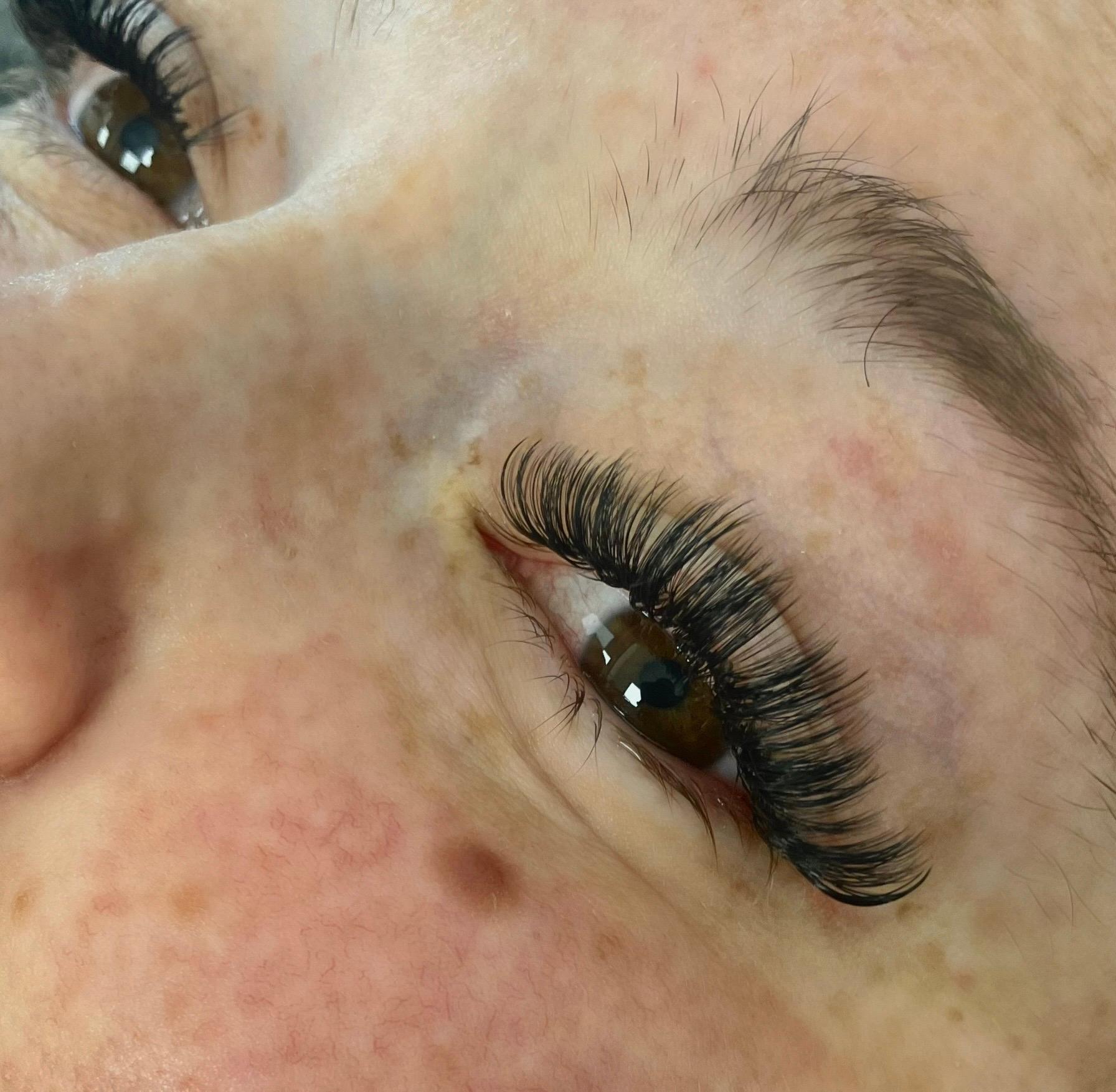 Lveyours Beauty image 2