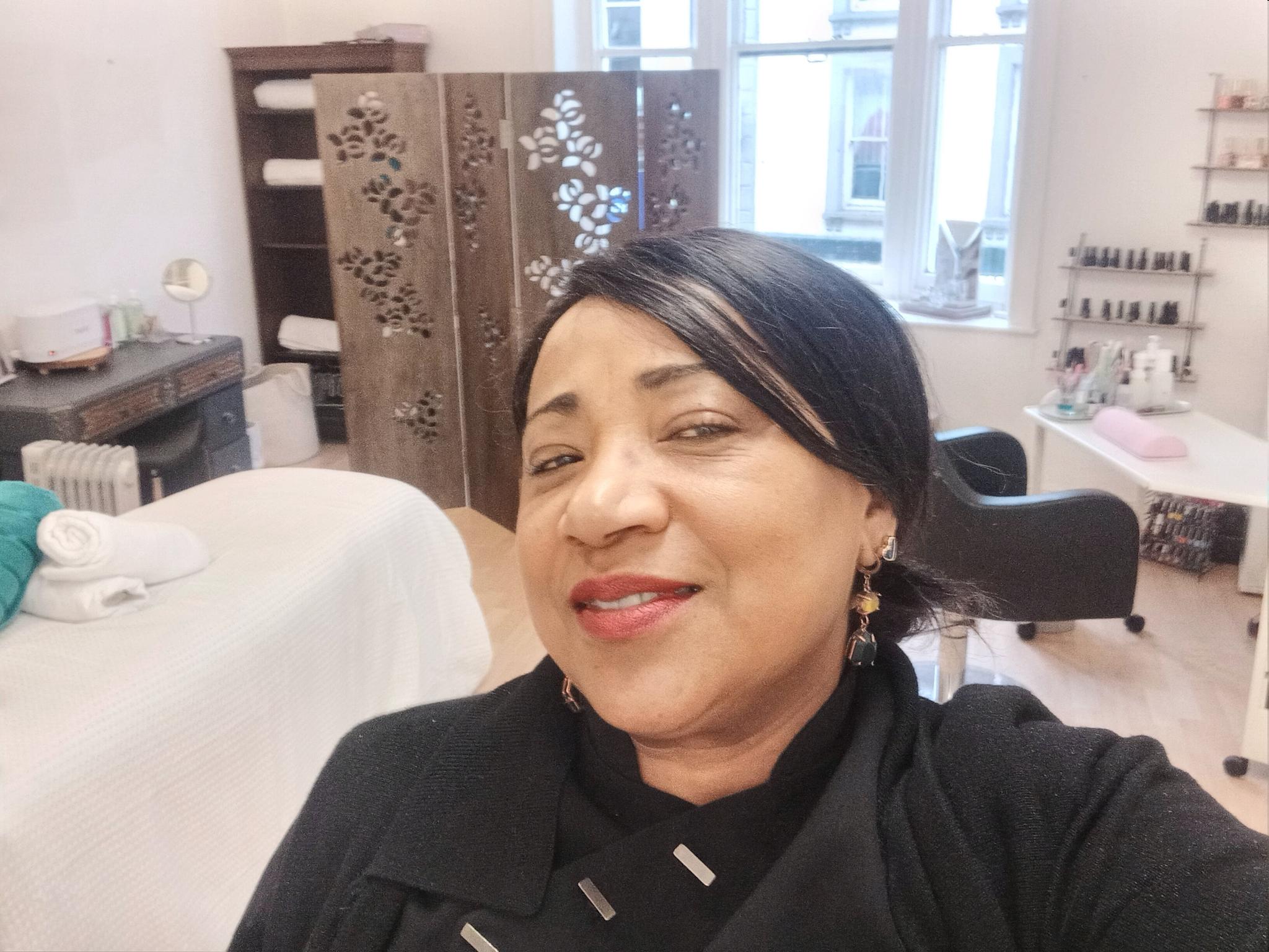 Las Marias Beauty image 1