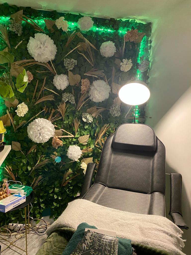 The secret salon image 1