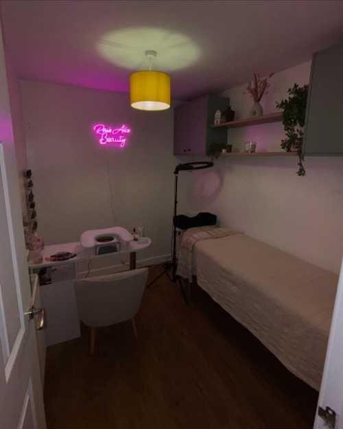 63 Hunt Road image 1