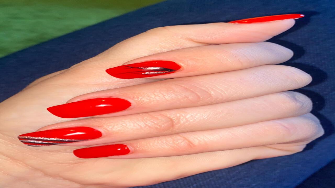 Classic nails image 2