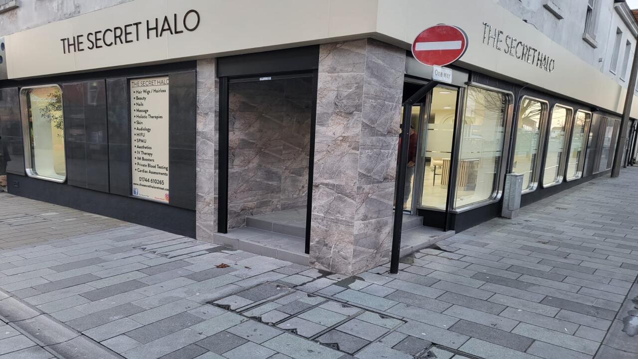 The Secret Halo image 1