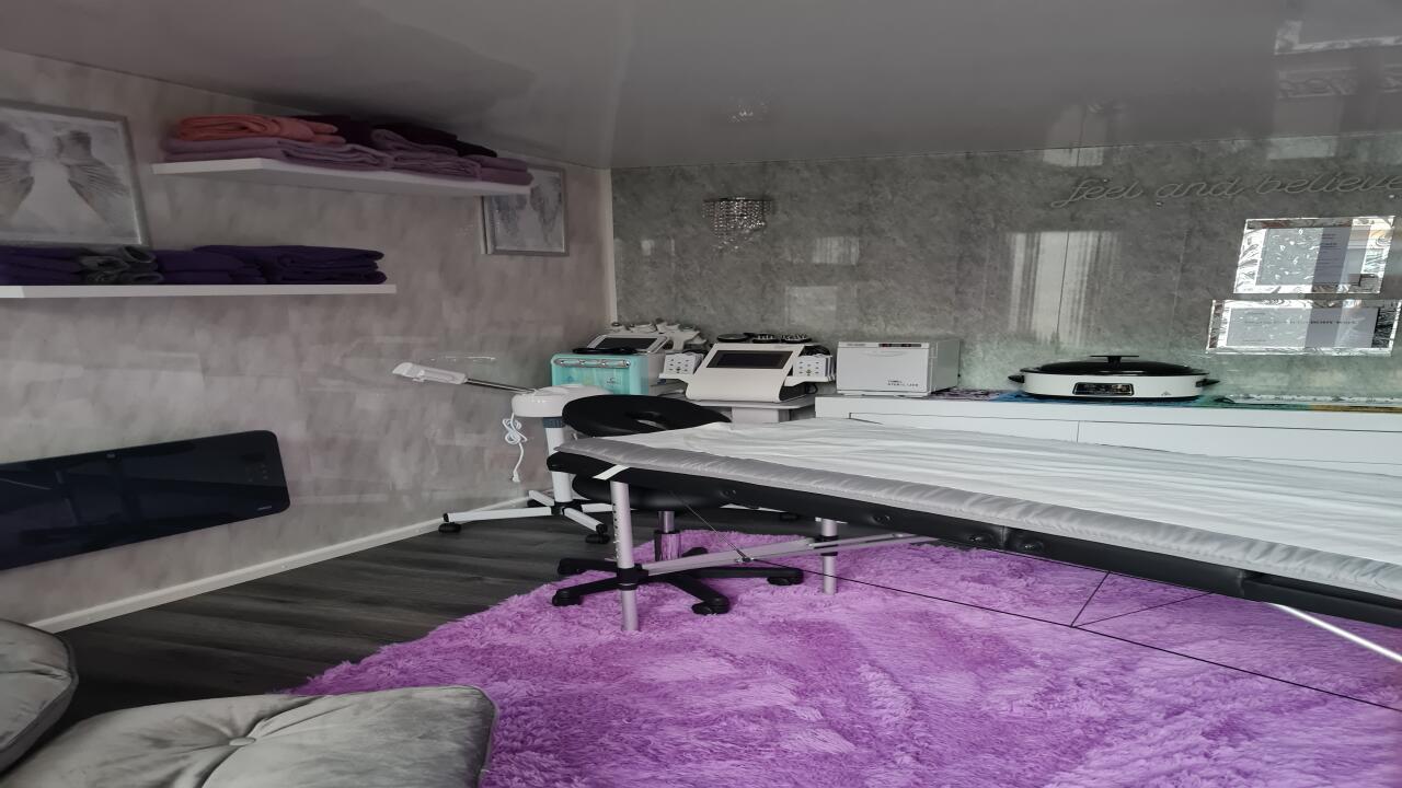 Karen Hier image 2