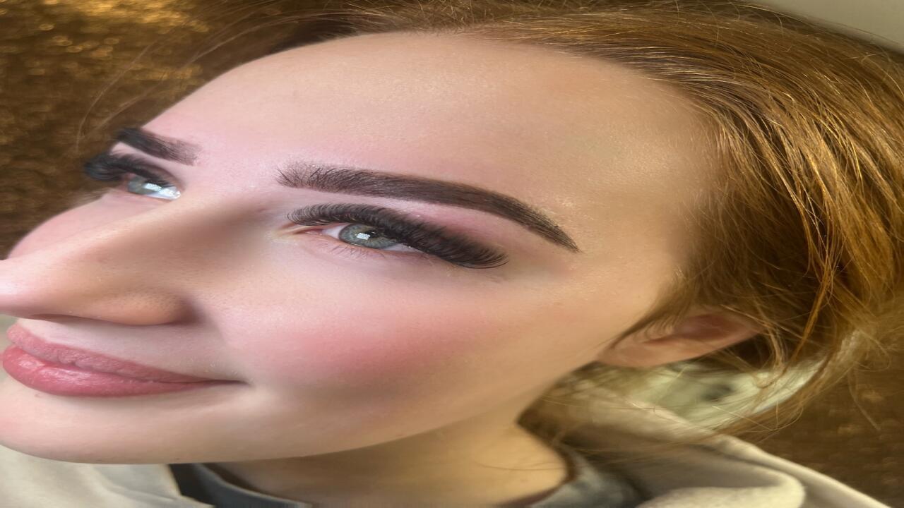 Karas beauty parlour image 2