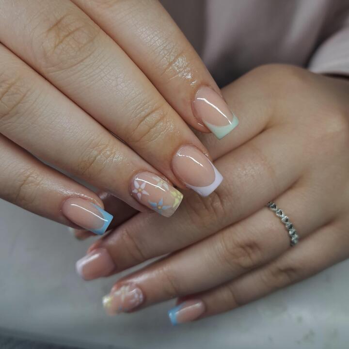 SLJ Nails image 1