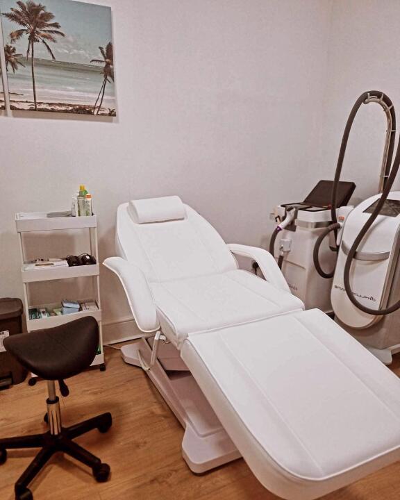 Aesthetics by FGS Healthcare image 2
