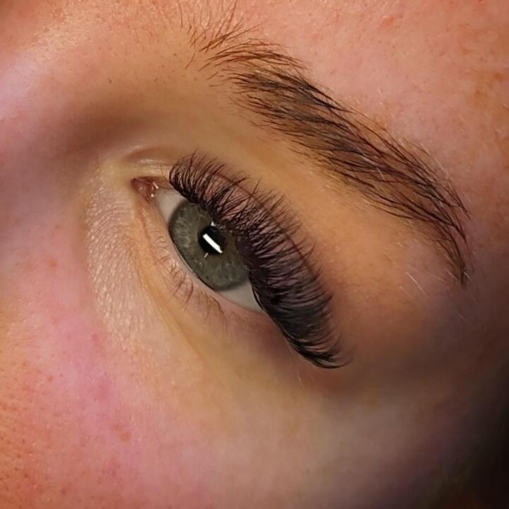 The Lash and Brow Hub Mcr image 3