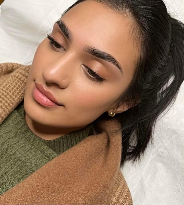 Browne Beauty image 1