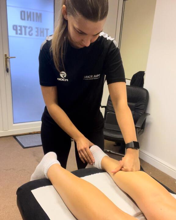 Gracie jupp massage therapist image 2