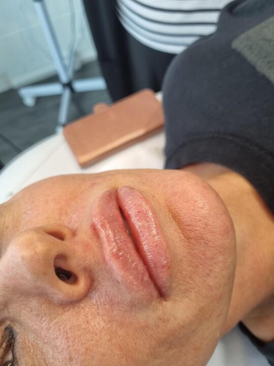 Steffs beauty rooms image 2