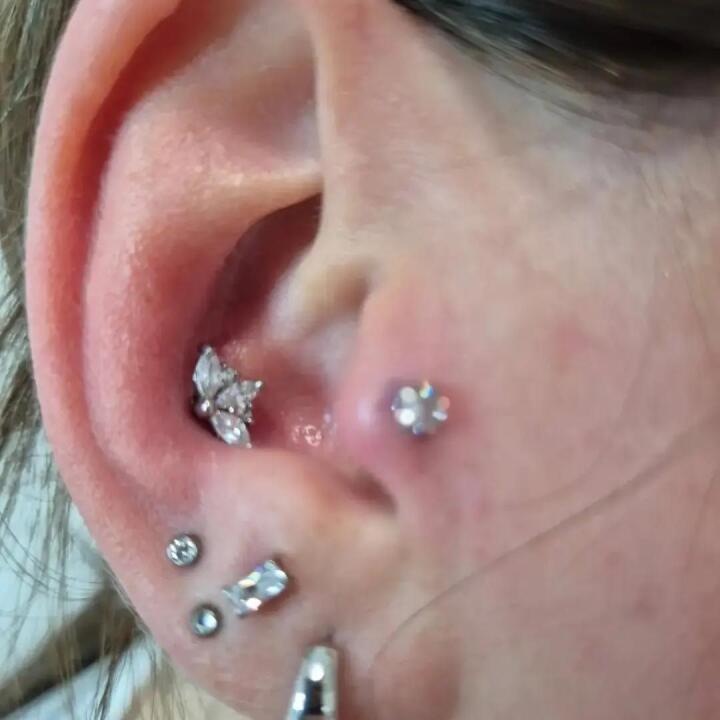 Cava Body Piercing & Wellness image 3