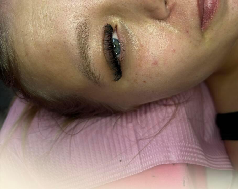 Olivia image 3