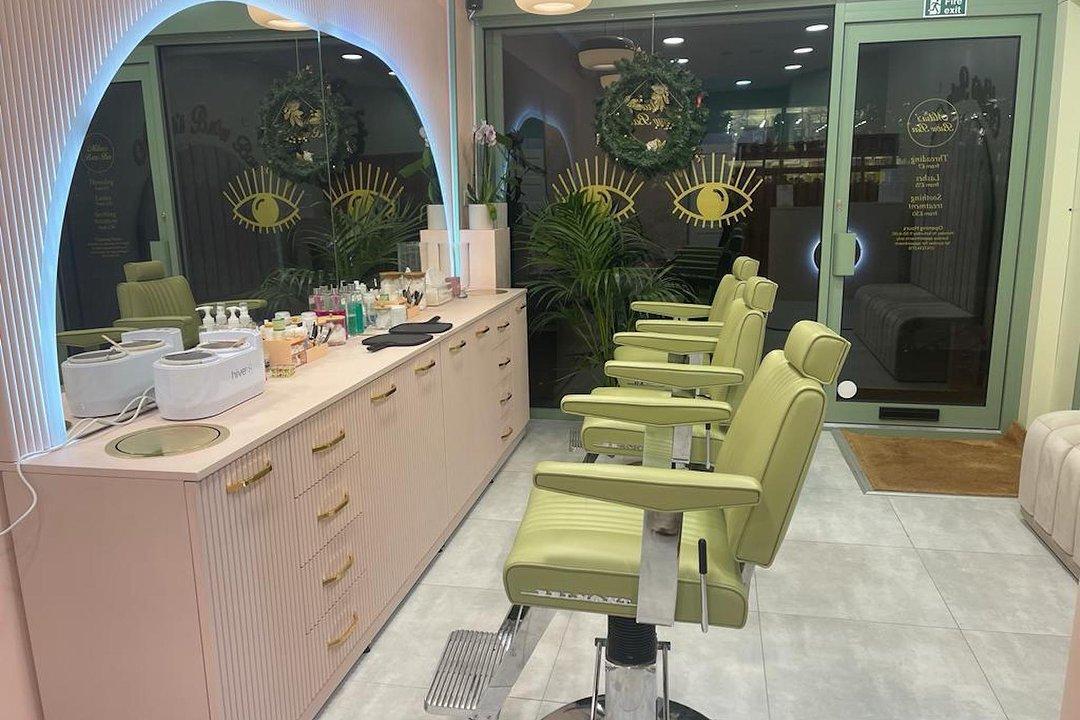 Mitra's Brow Bar image 2