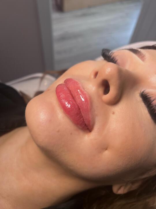 Touch Of Glam image 1