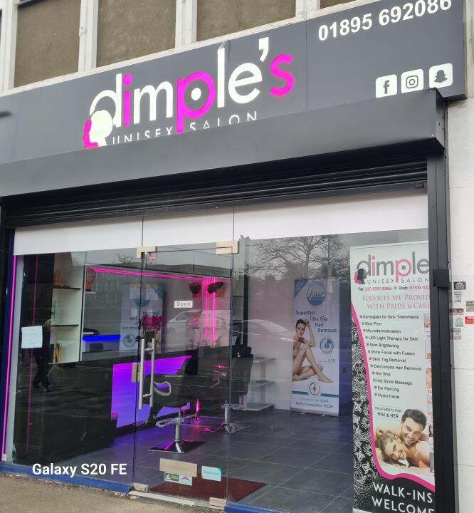 Dimple's unisex salon image 2