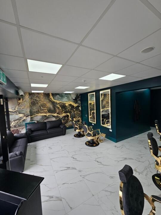 Alex's Barbers image 2