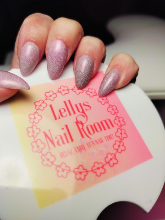Lellys Nail Room image 2