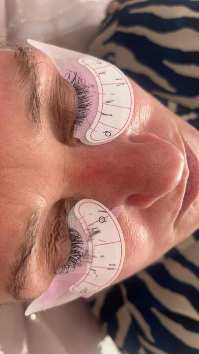Ems.lashes image 2