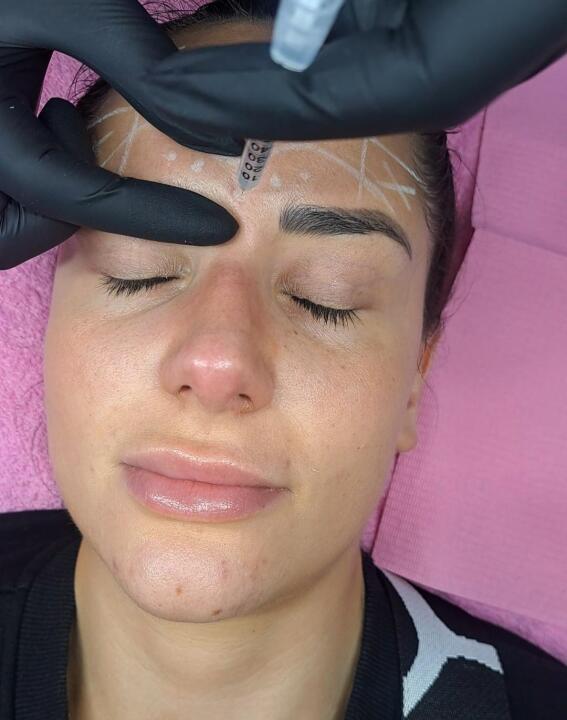 UrSkinClinic image 1