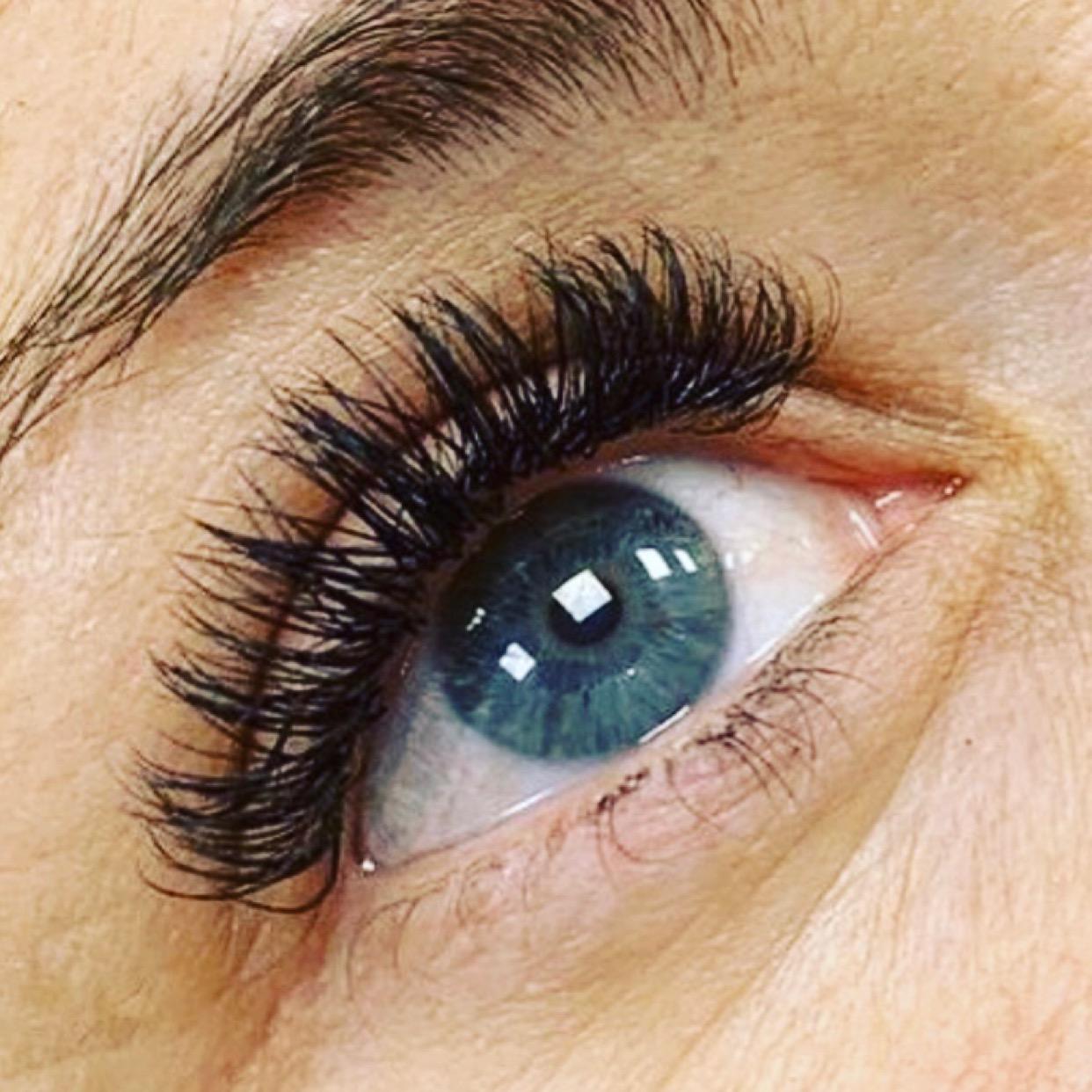 Jess Becker Lash Artist image 1