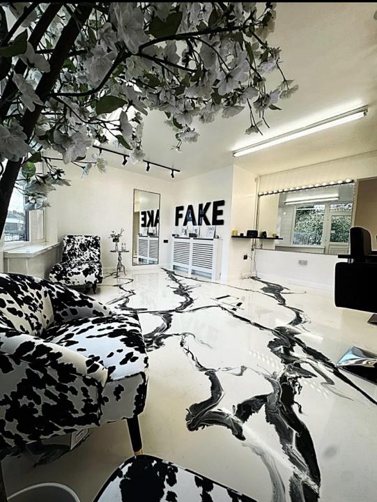 Fake aesthetics image 1