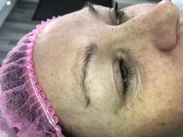 before Henna Brows treatment