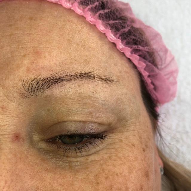 look before Henna Brows treatment