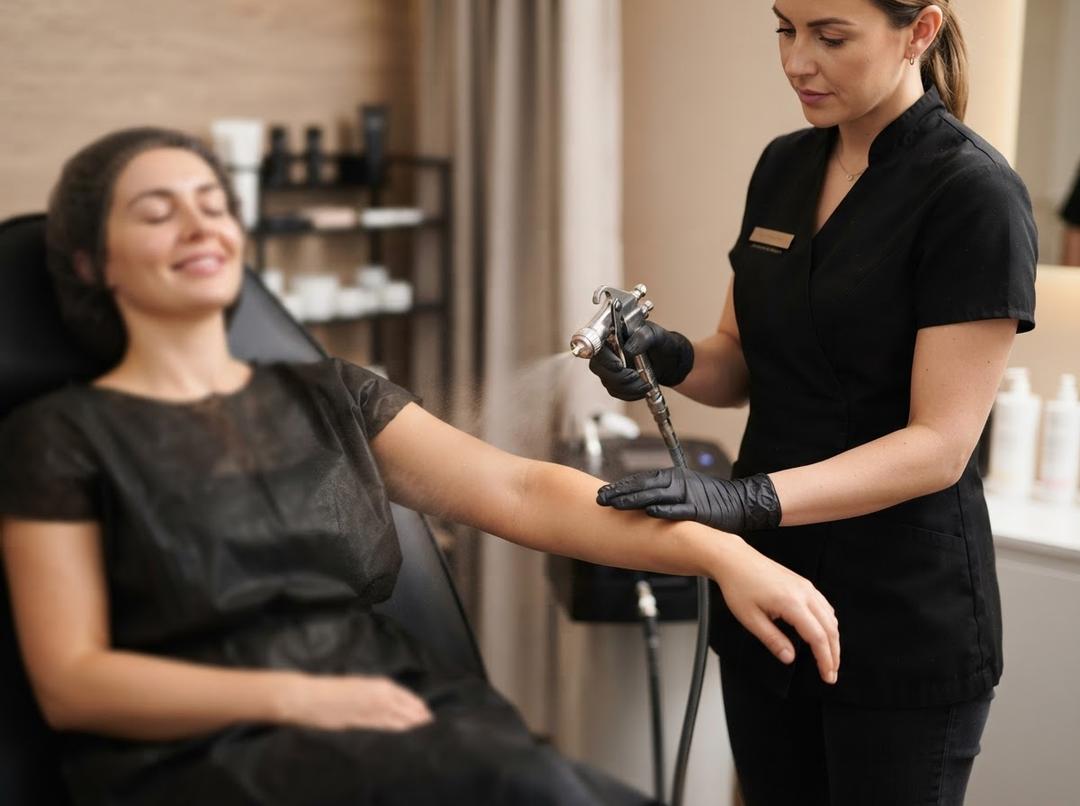 How Spray Tan works in London?