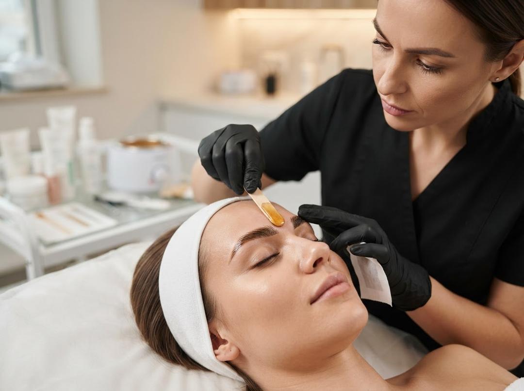 Brow Waxing treatment in Liverpool
